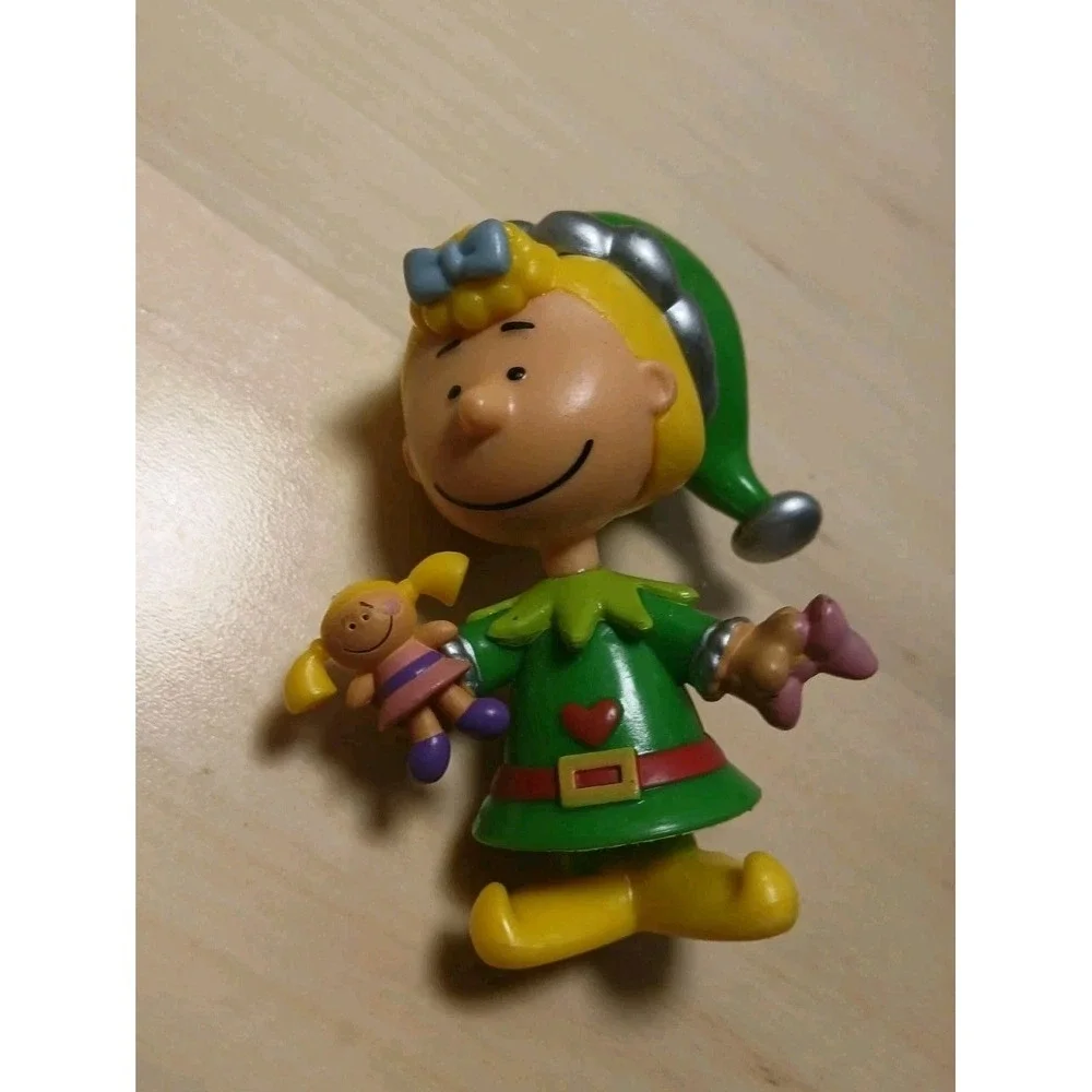 Charlie Brown Mixed Christmas Figure Lot